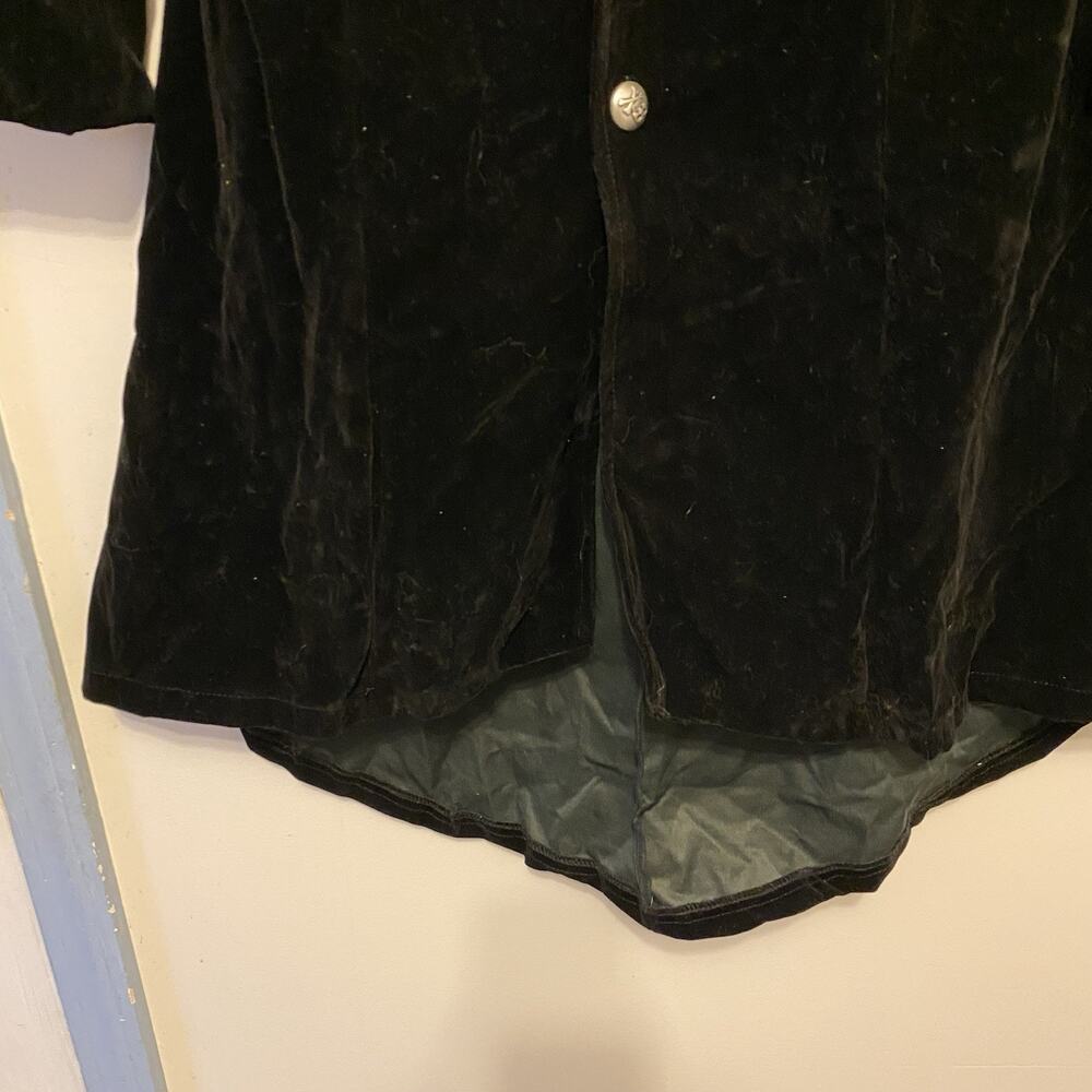 CHARADES Treasure Island Pirate Coat Velour Long Black Skulls Unisex Adult S USA - Picture 15 of 16